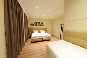 Naya - Downtown Guesthouse