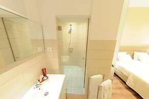 Naya - Downtown Guesthouse