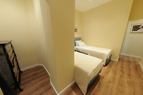 Naya - Downtown Guesthouse