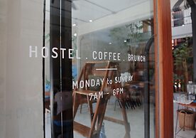 TAN Hostel x Cafe - Adults Only