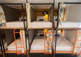 TAN Hostel x Cafe - Adults Only