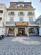 Venus Hotel - Massage & Sky Bar