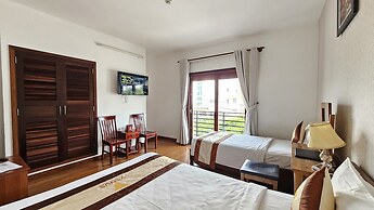 Venus Hotel - Massage & Sky Bar