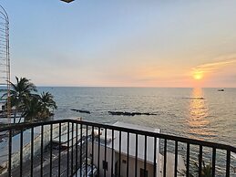 Venus Hotel - Massage & Sky Bar