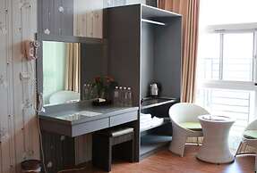 JU Meet up with ocean