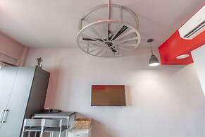 The Laid-back Dragon Lodge