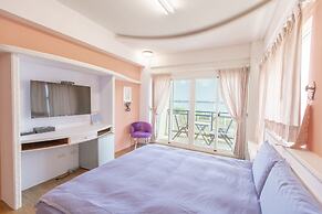 The Laid-back Dragon Lodge