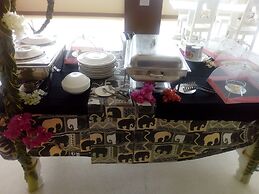 Life Resort St.Thomas Royal Palm