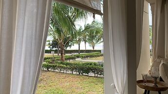 Life Resort St.Thomas Royal Palm