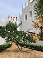 Life Resort St.Thomas Royal Palm