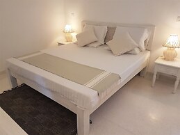 Life Resort St.Thomas Royal Palm