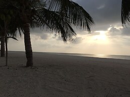 Life Resort St.Thomas Royal Palm