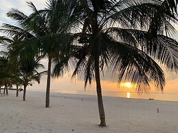 Life Resort St.Thomas Royal Palm