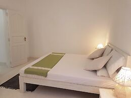 Life Resort St.Thomas Royal Palm