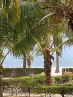 Life Resort St.Thomas Royal Palm