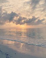 Life Resort St.Thomas Royal Palm