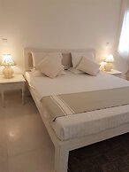 Life Resort St.Thomas Royal Palm