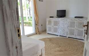 Life Resort St.Thomas Royal Palm