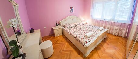 Apartment Hemingway