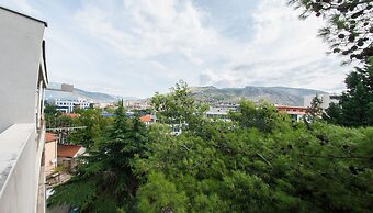 Luxury Apartment in City Center