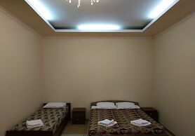 Hotel Lira