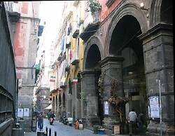 Napoli Squares Suites