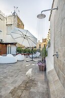 Napoli Squares Suites