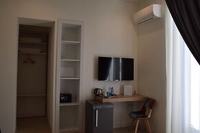 Napoli Squares Suites