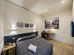 Napoli Squares Suites