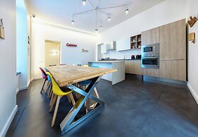 Napoli Squares Suites