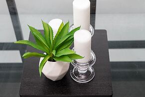 QuickStay Two-Bedroom Condo