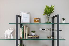 QuickStay Two-Bedroom Condo