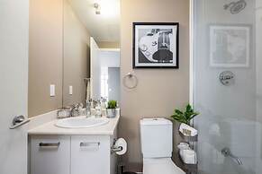 QuickStay Two-Bedroom Condo