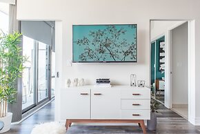 QuickStay Two-Bedroom Condo