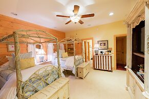 The Lodge at River Run