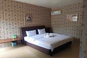 Dolphin Bay Resort Puerto Galera