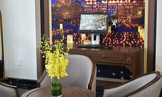 Garco Dragon Hotel 2