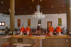 Porto das Naus Praia Hotel