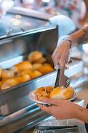 Porto das Naus Praia Hotel