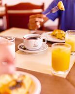 Porto das Naus Praia Hotel