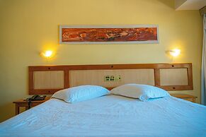 Porto das Naus Praia Hotel