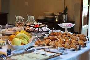 Ca' Bianca Tuscany Relais