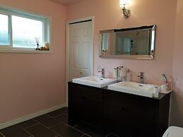 HOV B&B House -Hospitality Ocean view Victoria-