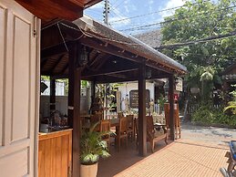 Xayana Home