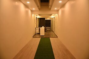 Hotel Relax Inn - Hostel