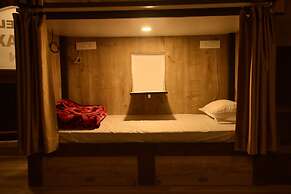 Hotel Relax Inn - Hostel