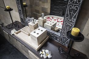 Junjungan Serenity Privite Villa, Spa & Pool