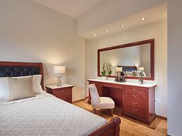 Mont Bleu Luxury Villa