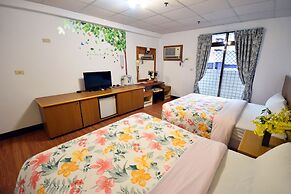 Lei Zhiben Hot Spring