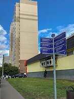 41 Orekhovo 3 Bedroom Apartment near Tsaritsyno Park